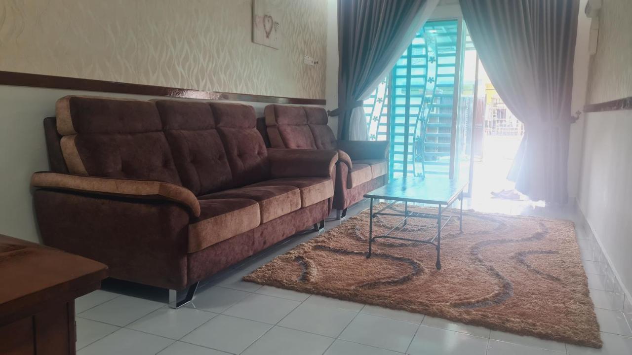 Anjung Klia House 31 With Neflix Villa Banting  Exterior photo